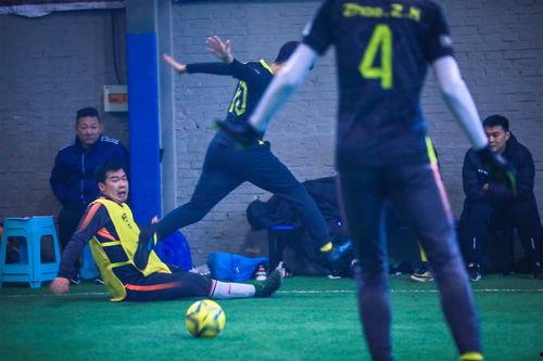 足球比赛成人化视频,成人视角下的激情对决